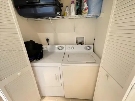 19501 W Country Club Drive Aventura FL 33180