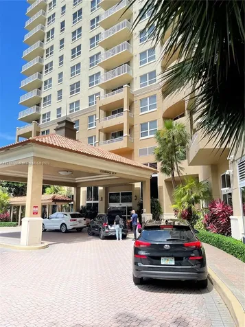 19501 W Country Club Drive Aventura FL 33180