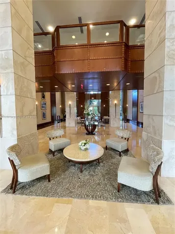 19501 W Country Club Drive Aventura FL 33180