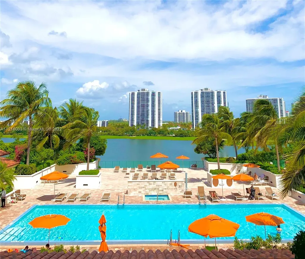 19900 E Country Club Drive Aventura FL 33180