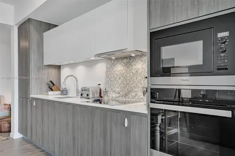 2900 NE 7th Avenue Miami FL 33137