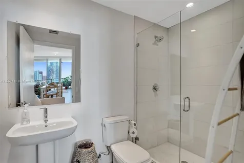 2900 NE 7th Avenue Miami FL 33137