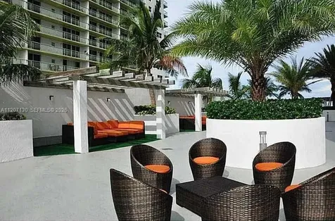1750 N Bayshore Drive Miami FL 33132