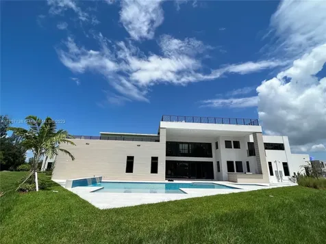 2340 SW 108th Terrace Davie FL 33324