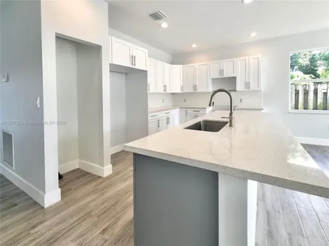 1229 SW 35th Avenue Fort Lauderdale FL 33312