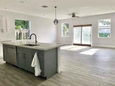 1229 SW 35th Avenue Fort Lauderdale FL 33312
