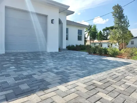 1229 SW 35th Avenue Fort Lauderdale FL 33312