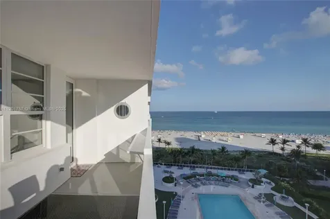 100 Lincoln Road Miami Beach FL 33139