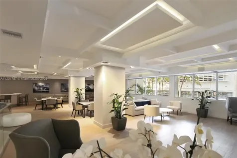 100 Lincoln Road Miami Beach FL 33139