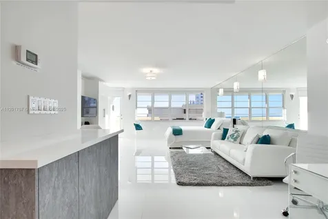100 Lincoln Road Miami Beach FL 33139