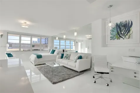 100 Lincoln Road Miami Beach FL 33139