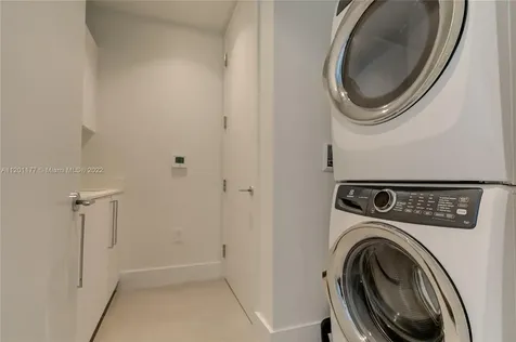 15701 Collins Avenue Sunny Isles Beach FL 33160