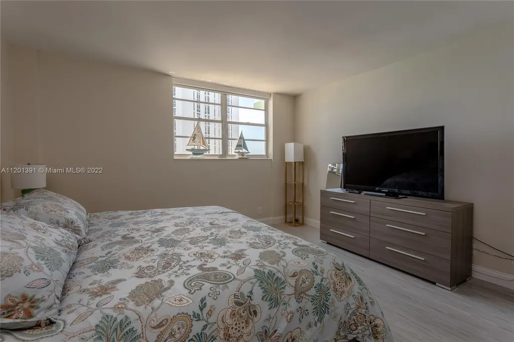 3901 S Ocean Drive Hollywood FL 33019
