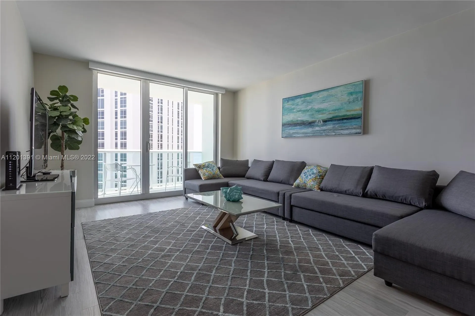 3901 S Ocean Drive Hollywood FL 33019