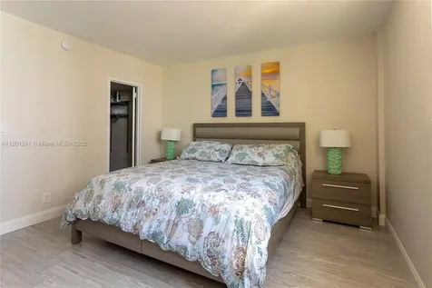 3901 S Ocean Drive Hollywood FL 33019