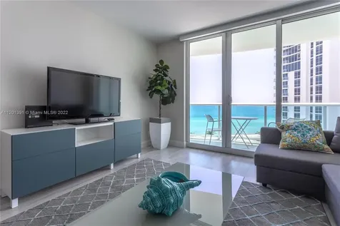 3901 S Ocean Drive Hollywood FL 33019