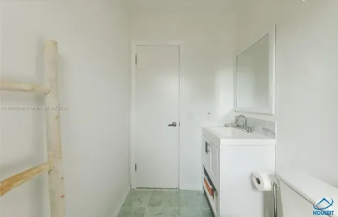927 Sunset Road Coral Gables FL 33143