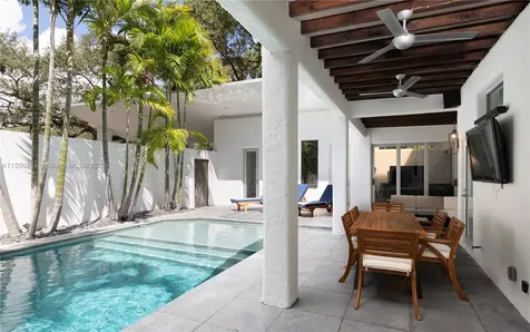 18925 NE 21st Avenue North Miami Beach FL 33179