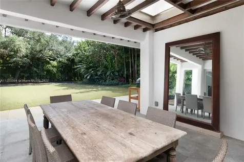 18925 NE 21st Avenue North Miami Beach FL 33179