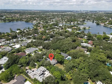 18925 NE 21st Avenue North Miami Beach FL 33179