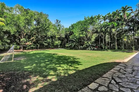 18925 NE 21st Avenue North Miami Beach FL 33179