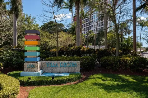 1581 Brickell Avenue Miami FL 33129