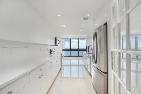 1581 Brickell Avenue Miami FL 33129