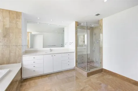 1581 Brickell Avenue Miami FL 33129