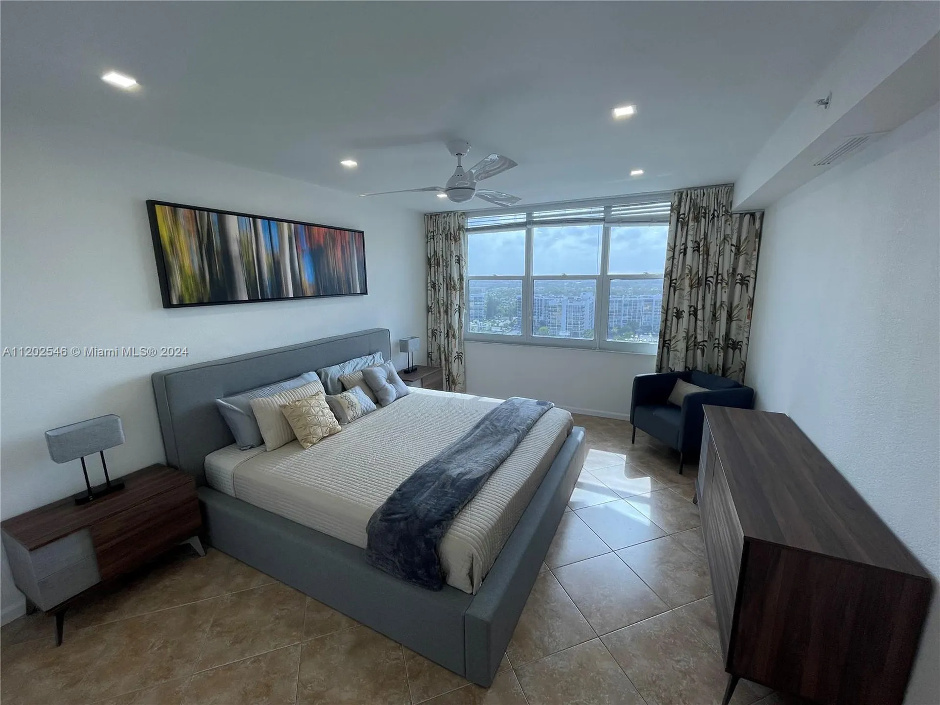 2501 S Ocean Drive Hollywood FL 33019