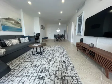 2501 S Ocean Drive Hollywood FL 33019