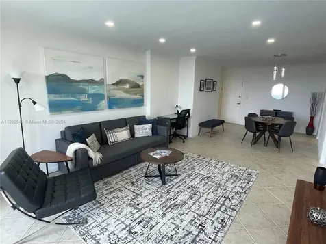 2501 S Ocean Drive Hollywood FL 33019