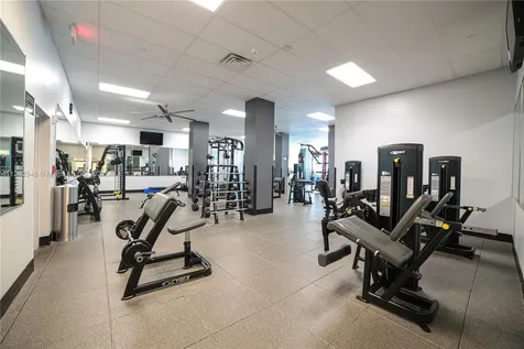 2501 S Ocean Drive Hollywood FL 33019