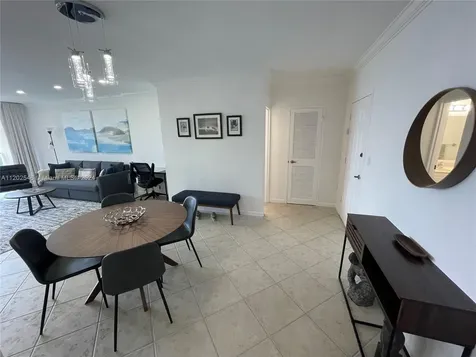 2501 S Ocean Drive Hollywood FL 33019
