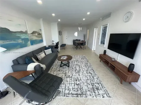 2501 S Ocean Drive Hollywood FL 33019