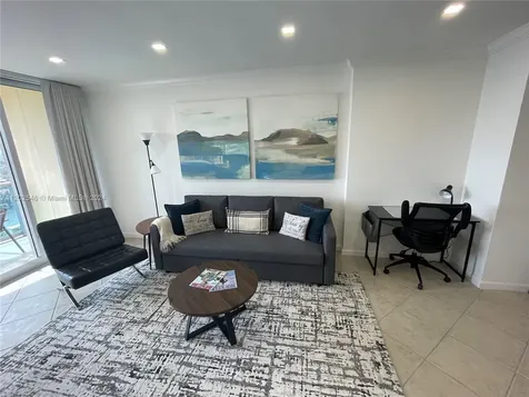 2501 S Ocean Drive Hollywood FL 33019