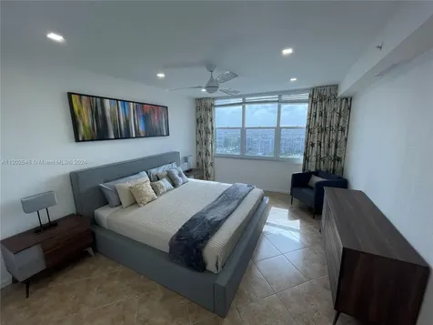 2501 S Ocean Drive Hollywood FL 33019