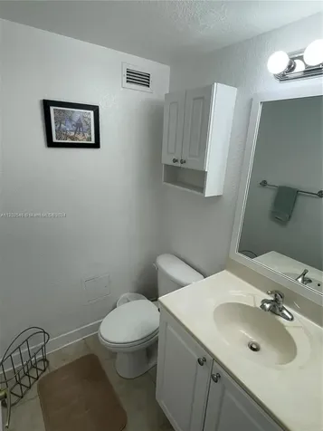 2501 S Ocean Drive Hollywood FL 33019