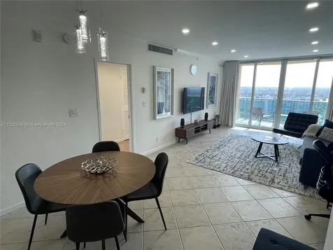 2501 S Ocean Drive Hollywood FL 33019