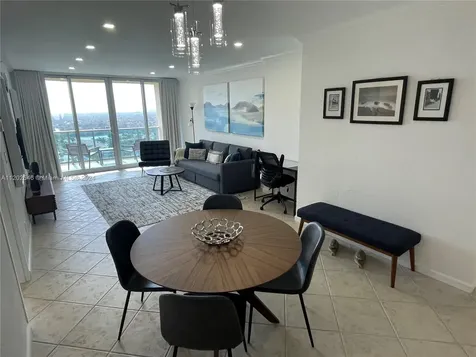 2501 S Ocean Drive Hollywood FL 33019