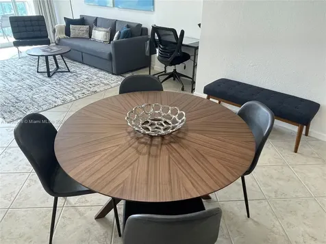 2501 S Ocean Drive Hollywood FL 33019