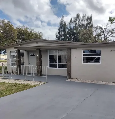740 SW 10th Street Pompano Beach FL 33060