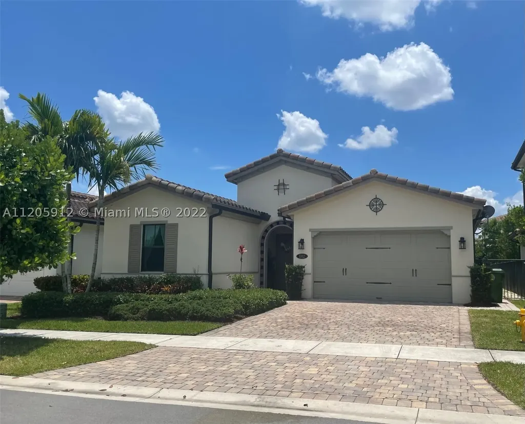 1102 SW 113th Way Pembroke Pines FL 33025