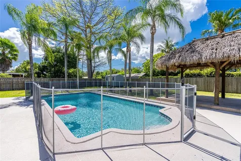 8740 SW 126th Terrace Miami FL 33176