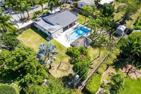 8740 SW 126th Terrace Miami FL 33176