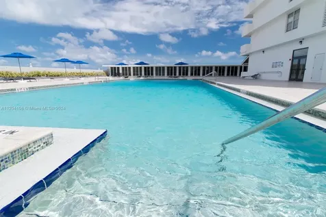 5601 Collins Avenue Miami Beach FL 33140