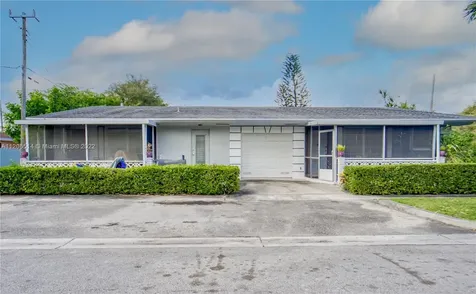 1 NW 169th Street North Miami Beach FL 33169