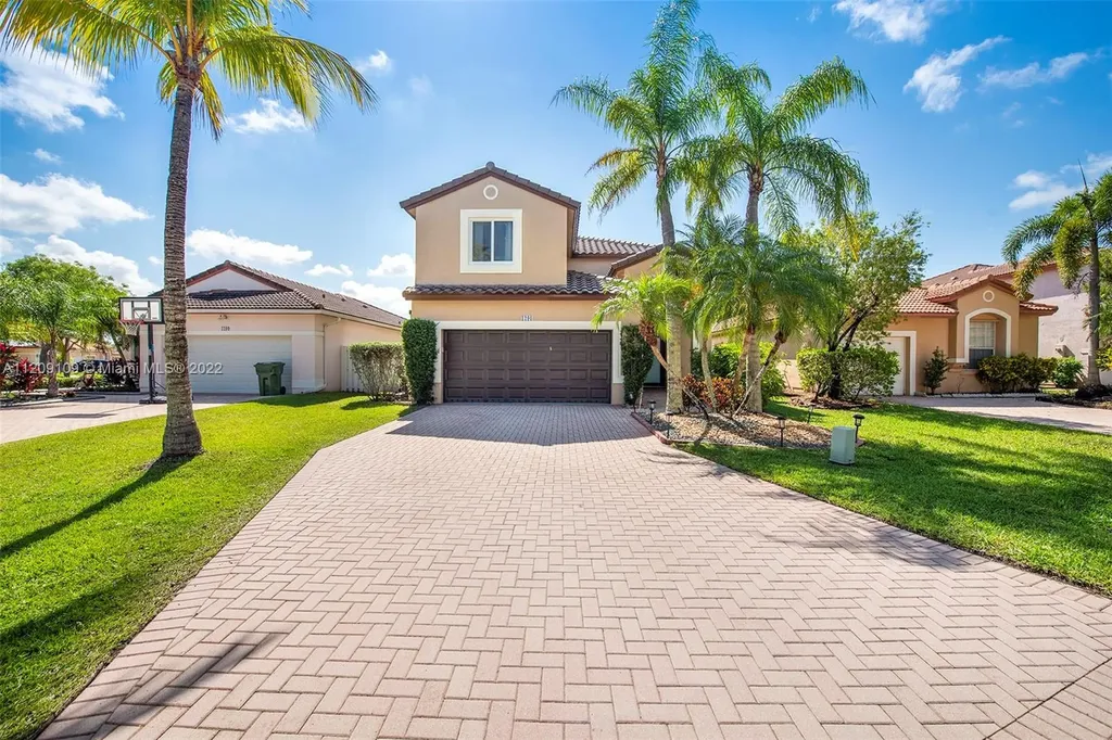 1291 NW 192nd Way Pembroke Pines FL 33029