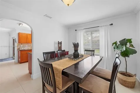 1291 NW 192nd Way Pembroke Pines FL 33029