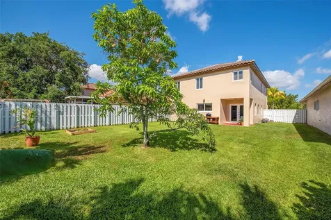 1291 NW 192nd Way Pembroke Pines FL 33029