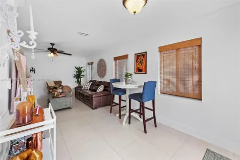 1291 NW 192nd Way Pembroke Pines FL 33029
